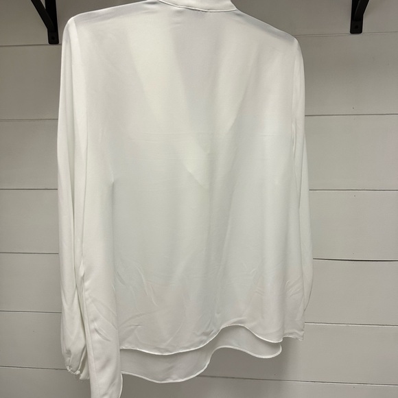 Kasper White Ruffled Blouse - Picture 2 of 4